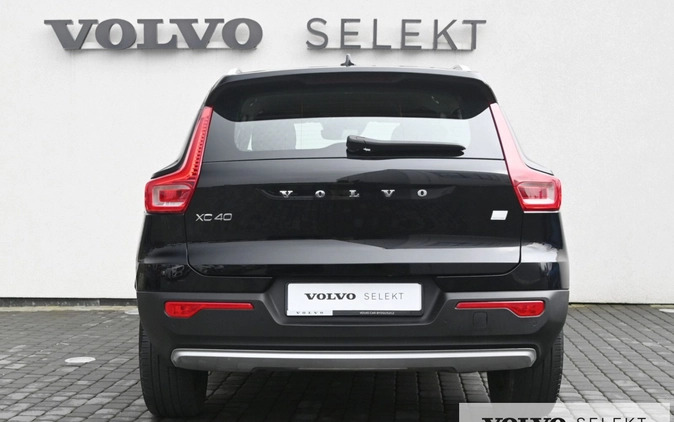 Volvo XC 40 cena 159900 przebieg: 49451, rok produkcji 2021 z Siedliszcze małe 497